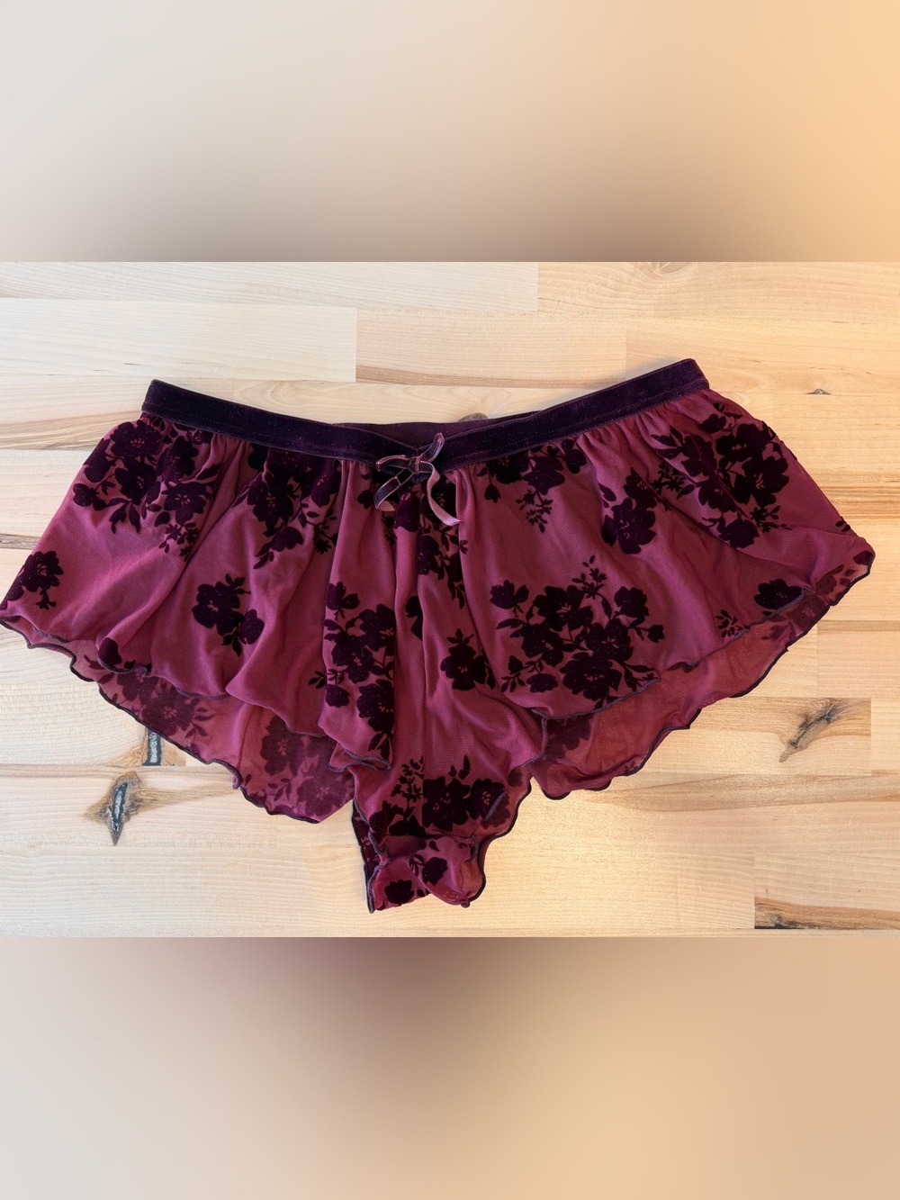 Auden Burgundy Floral Velvet-Detail Mini Shorts
